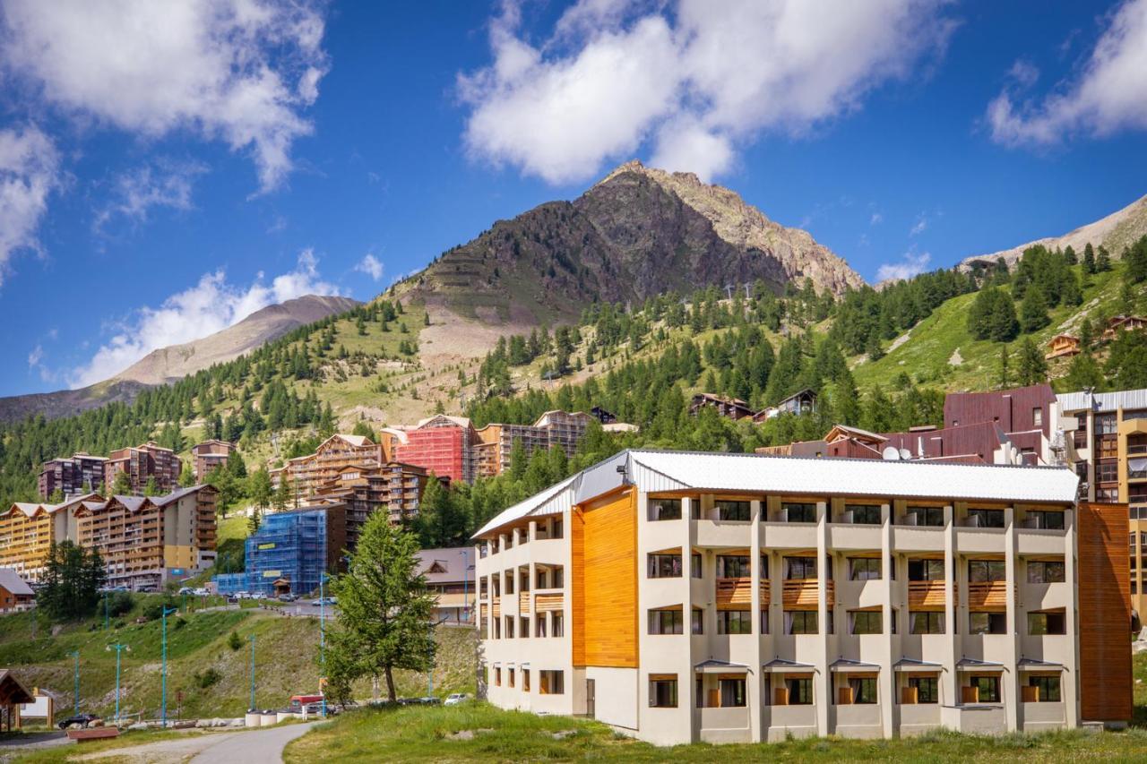 Sowell Residences New Chastillon Isola 2000 Exterior foto