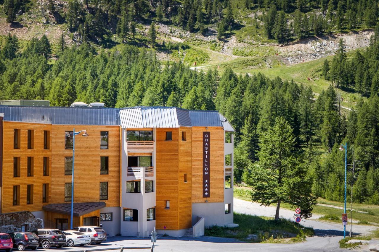 Sowell Residences New Chastillon Isola 2000 Exterior foto