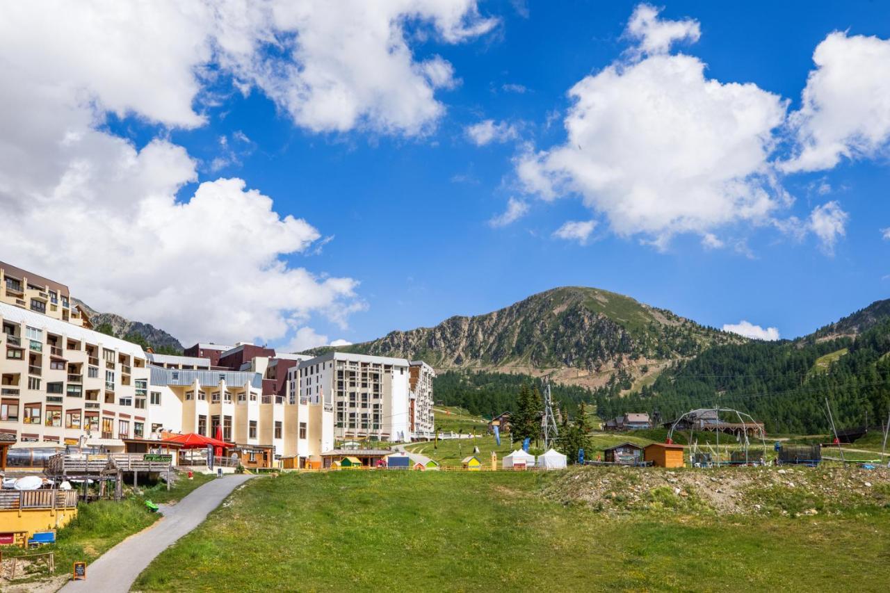 Sowell Residences New Chastillon Isola 2000 Exterior foto